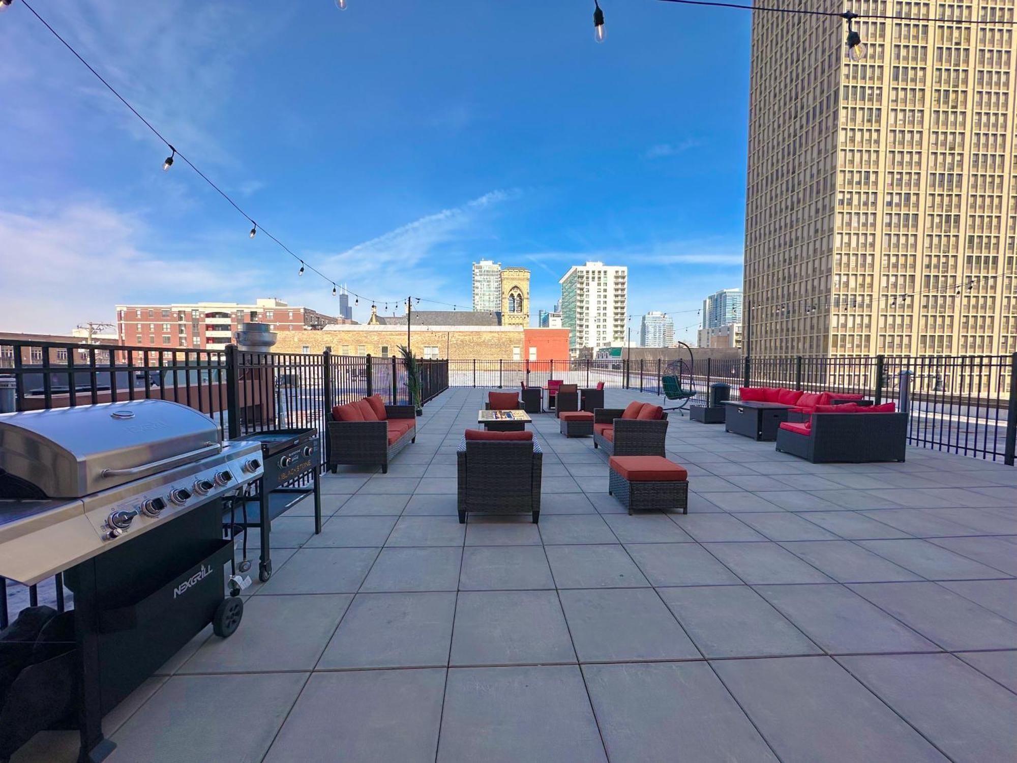 Modern 2Br Loft With Amazing City Skyline View And Optional Parking For 8 Guests Near Mccormick Place And Soldier Field 芝加哥 外观 照片