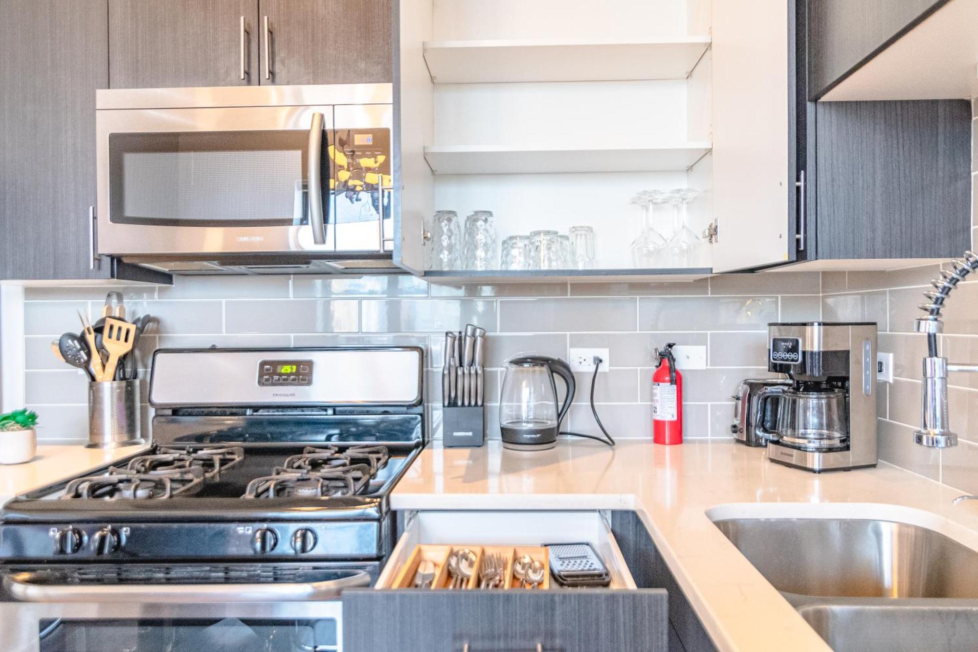 Modern 2Br Loft With Amazing City Skyline View And Optional Parking For 8 Guests Near Mccormick Place And Soldier Field 芝加哥 外观 照片